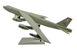 1:200 B-52 Stratofortress Strategic Bomber Metal Plane Model, US Air Force 2017, Military Airplane Model,Diecast Plane,for Collecting and Gift
