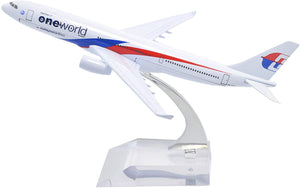 1:400 16cm Malaysia Airlines Airbus A330 ONE World Metal Airplane Model Plane Toy Plane Model