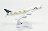 1:400 16cm Boeing B747-400 PIA Metal Airplane Model Plane Toy Plane Model