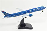 1:400 Standard Edition Boeing B777 Vietnam Airlines Metal Airplane Model Plane Toy Plane Model