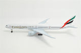 1:400 Standard Edition Boeing B777 Emirates Airlines Metal Airplane Model Plane Toy Plane Model